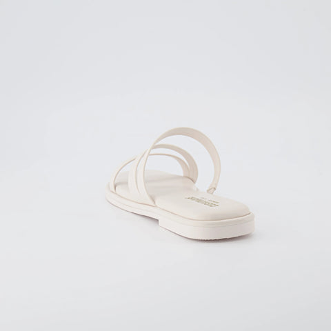 Treat Slide Sandal